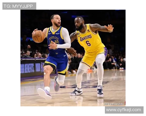 詹姆斯与库里再度对决2月19日精彩赛事回顾与分析 詹姆斯与库里再度对决2月19日精彩赛事回顾与分析